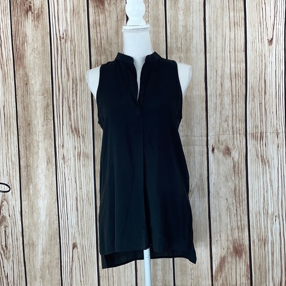 Final Touch Tops - Final Touch Black Sleeveless Blouse w/Hi Low Hem